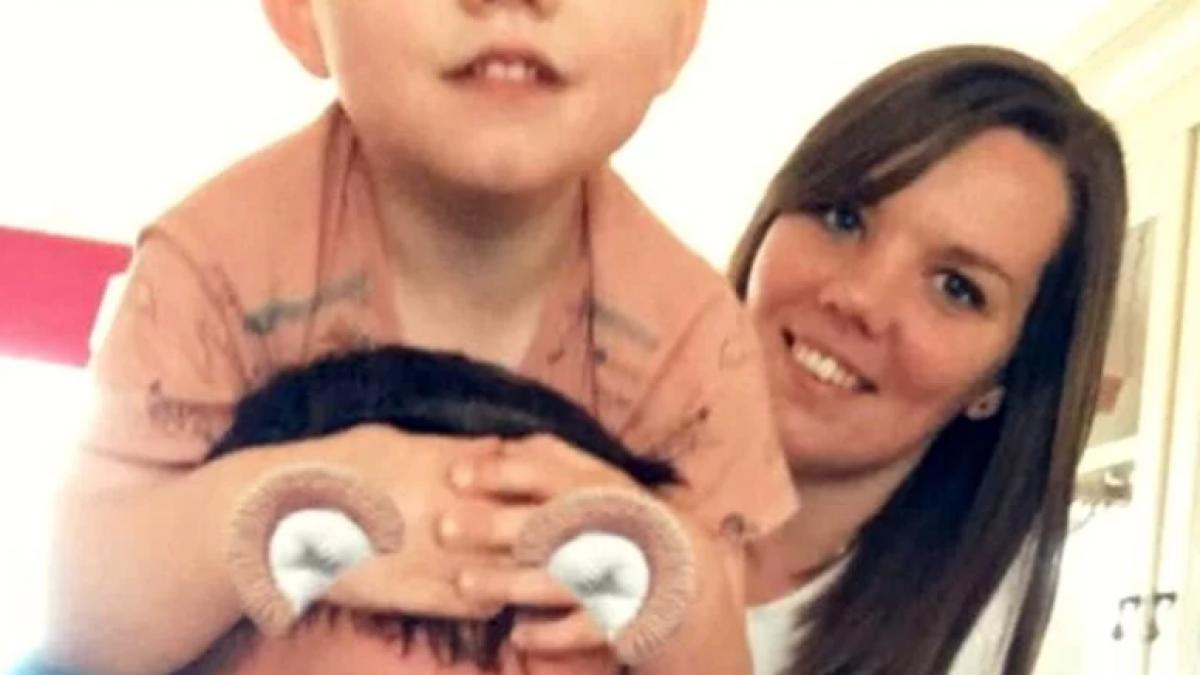 ea mama care nu ii ofera niciodata cadouri de craciun copilului ei nu vrem sa il rasfatam