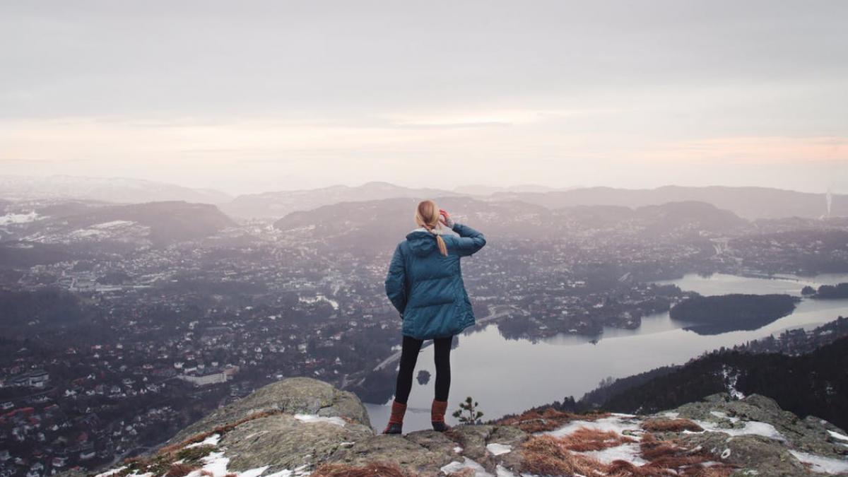 un chirurg si a ucis fosta sotie dupa ce a impins o de pe o stanca cum a reusit sa ascunda crima