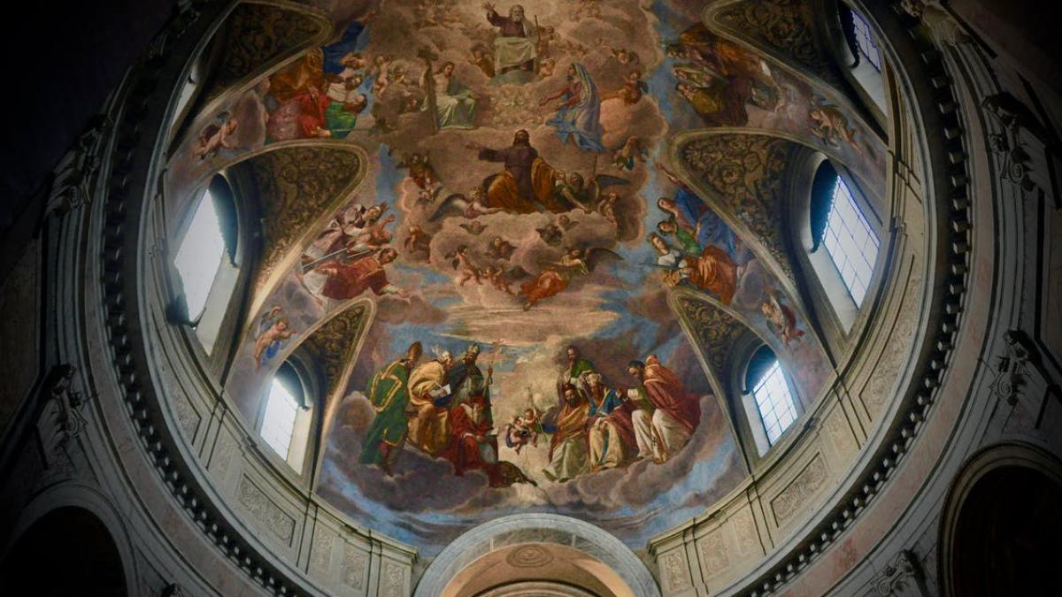 un preot din pitesti a fost gasit mort in altar in ajunul craciunului