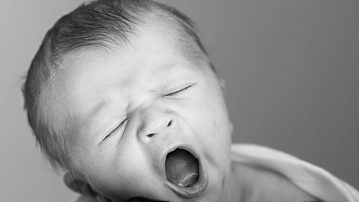 motivul pentru care cascatul este contagios