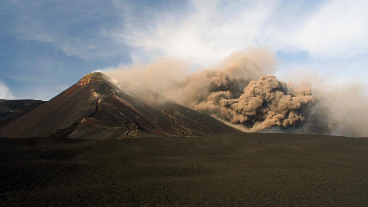 stare de alerta in italia dupa eruptia vulcanului etna