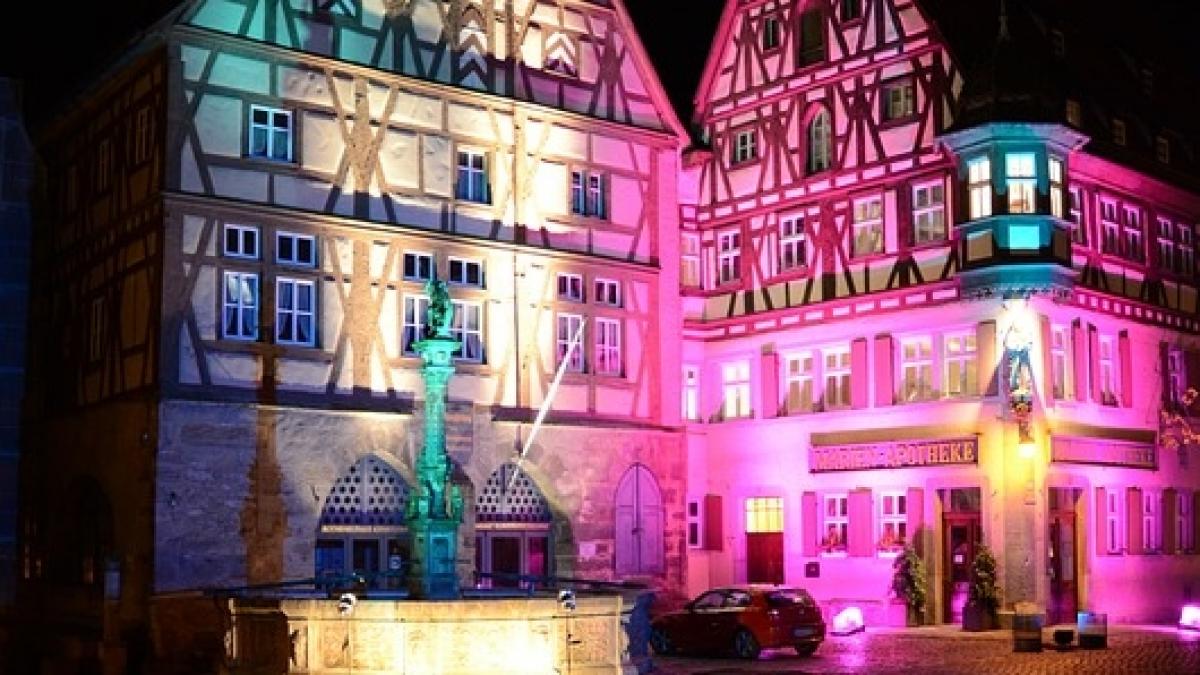 in acest oras craciunul este sarbatorit zilnic de 40 de ani unde se afla