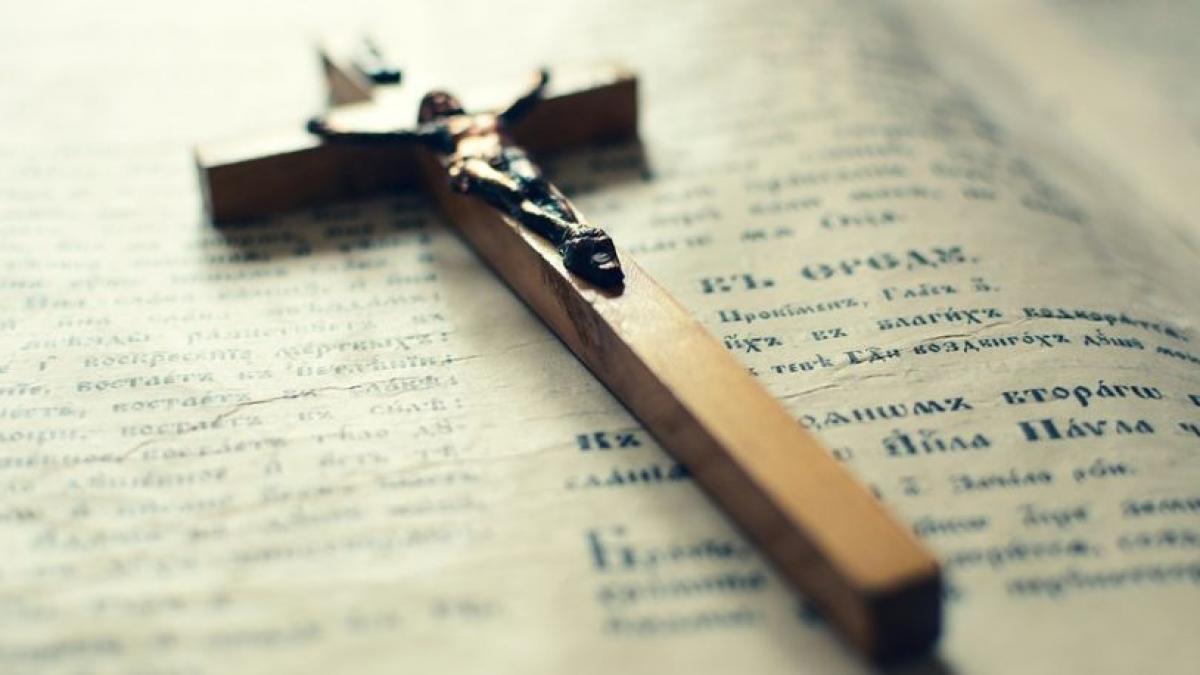 rugaciunea care te scapa de boli si spirite rele rosteste o in a doua zi de craciun