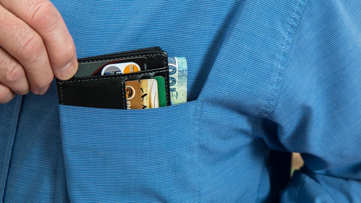 tara care va majora salariul minim lunar cu 26 anul viitor