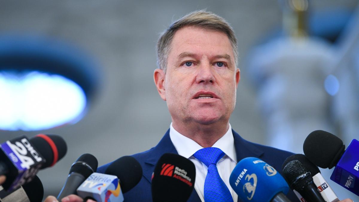 presedintele klaus iohannis dupa sedinta csat am respins propunerea psd pentru sefia armatei e o