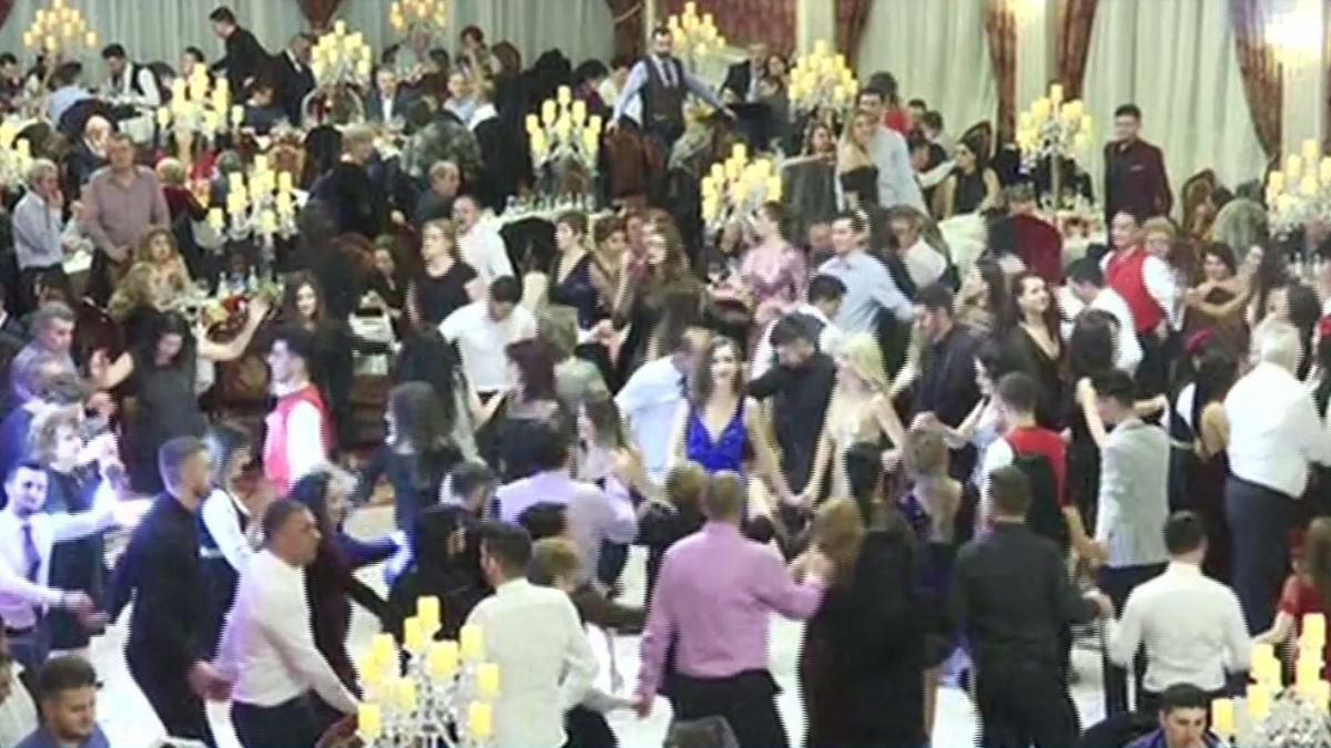 cat au cheltuit romanii pentru noaptea dintre ani