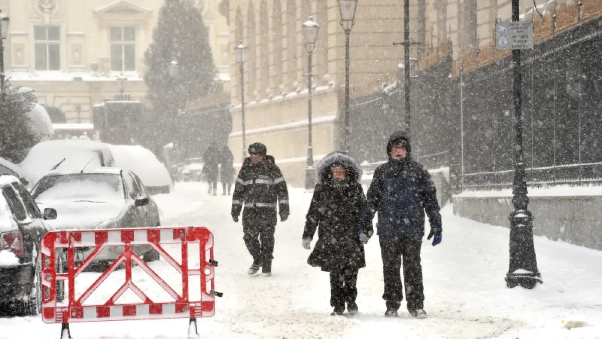 ger napraznic si ninsori abundente peste romania in nordul tarii sunt cele mai mari zapezi