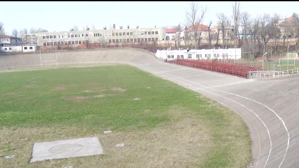 cele patru stadioane din bucuresti nu vor fi gata pentru euro 2020