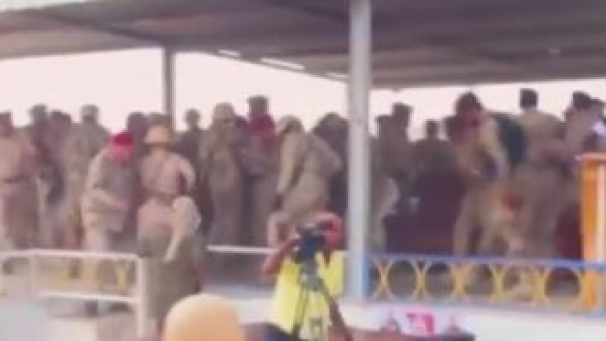 atac cu drona la o parada militara din yemen