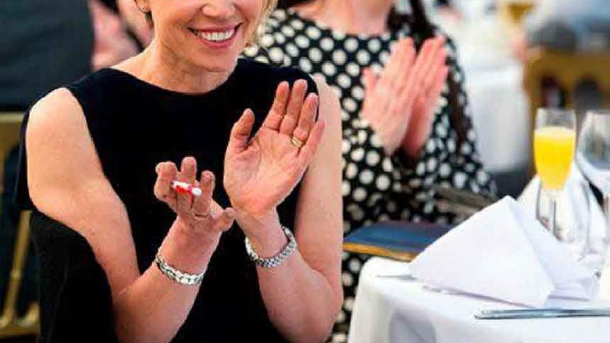 o cunoscuta prezentatoare tv s a stins din viata astazi fusese diagnosticata cu cancer