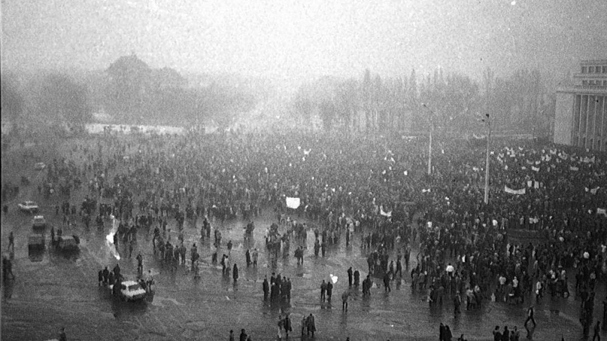 dosarul mineriadei mai multe institutii printre care sri si guvernul ar putea plati despagubiri