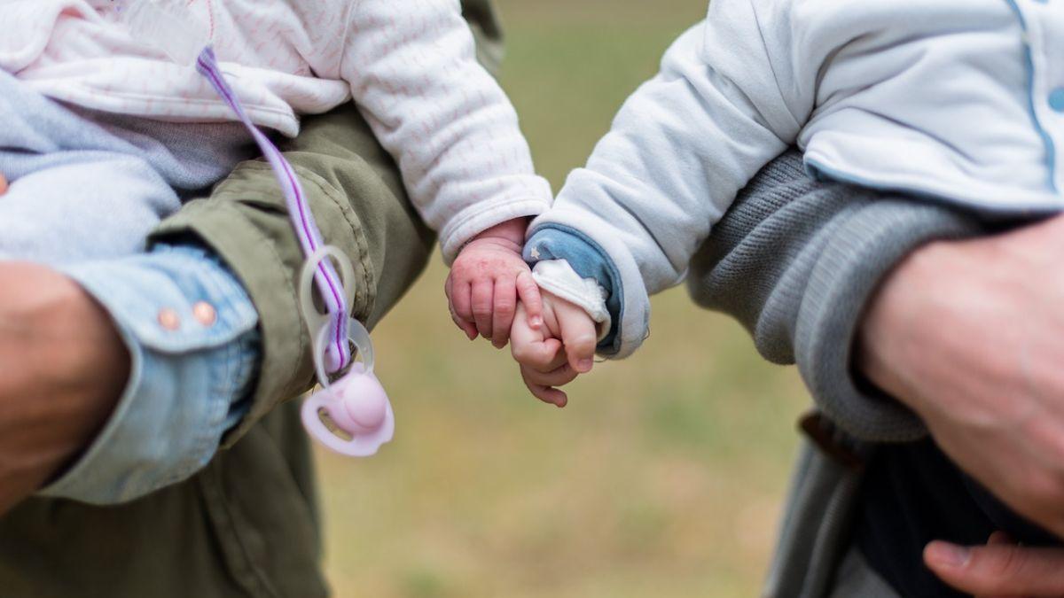 o familie de doi adulti si doi copii poate trai cu 2 600 de lei lunar cred autoritatile din acesti