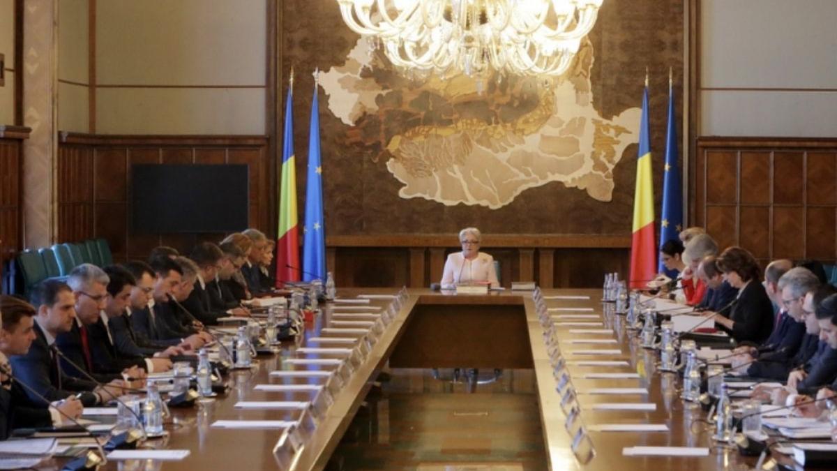 Guvernul, reacție dură la scrisoarea lui Iohannis: „Vom trimite cazierele și vom aștepta reacția președintelui”