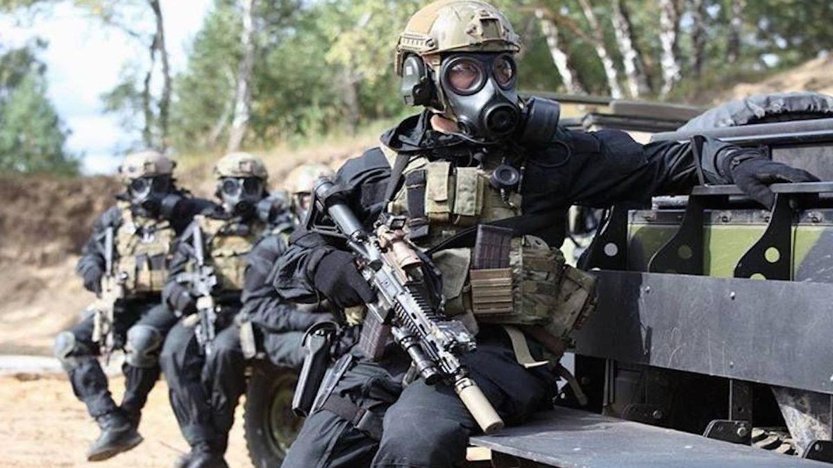 un militar britanic din trupele speciale a atacat de unul singur teroristii din nairobi salvand