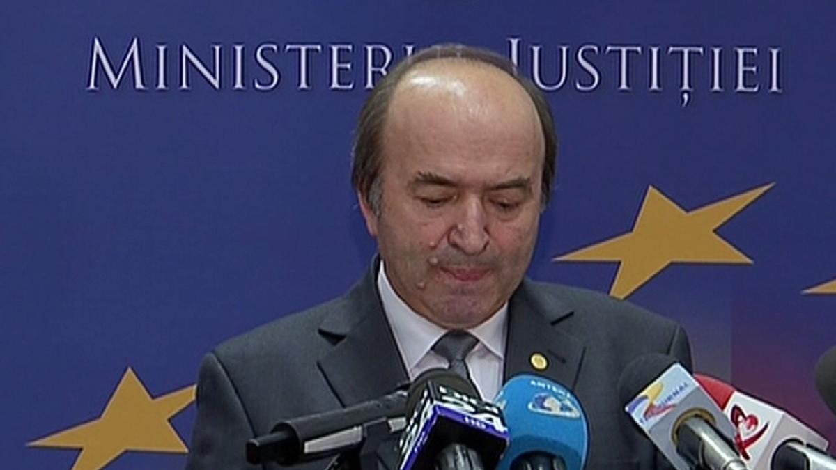 ministrul tudorel toader amenintat public cu inchisoarea