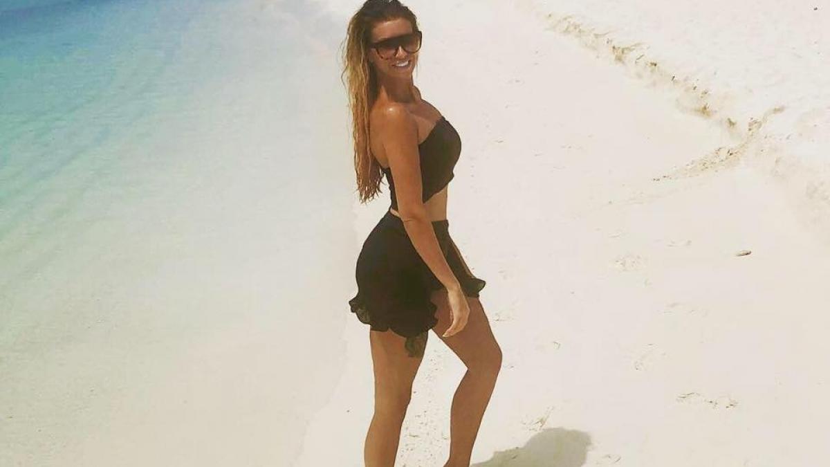 a intrat in provocarea celor 10 ani si a postat doua fotografii nimeni nu a crezut ca este aceeasi