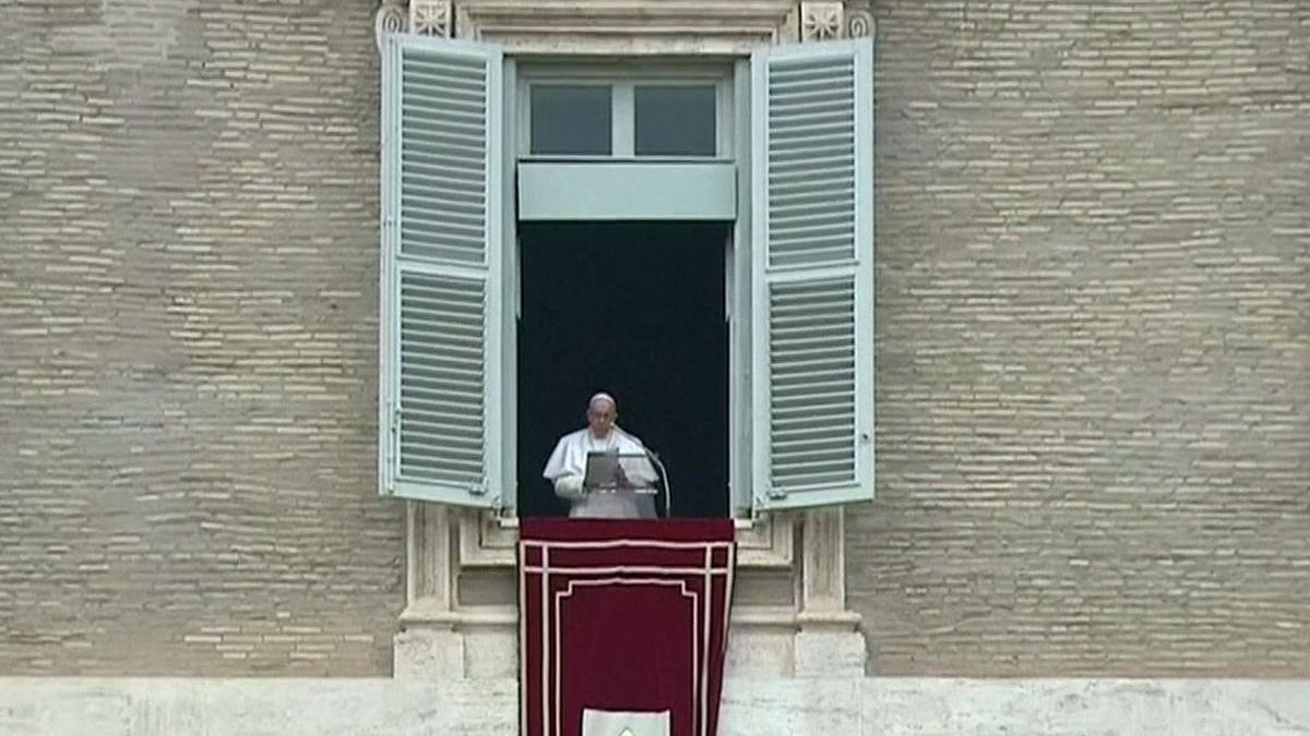 vaticanul este acuzat ca a musamalizat un scandal sexual