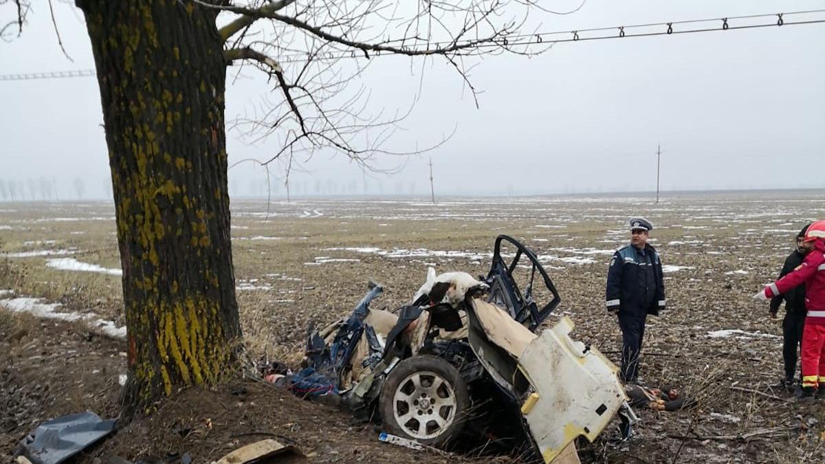 accident cumplit in teleorman patru persoane si au pierdut viata dupa ce masina in care se aflau s
