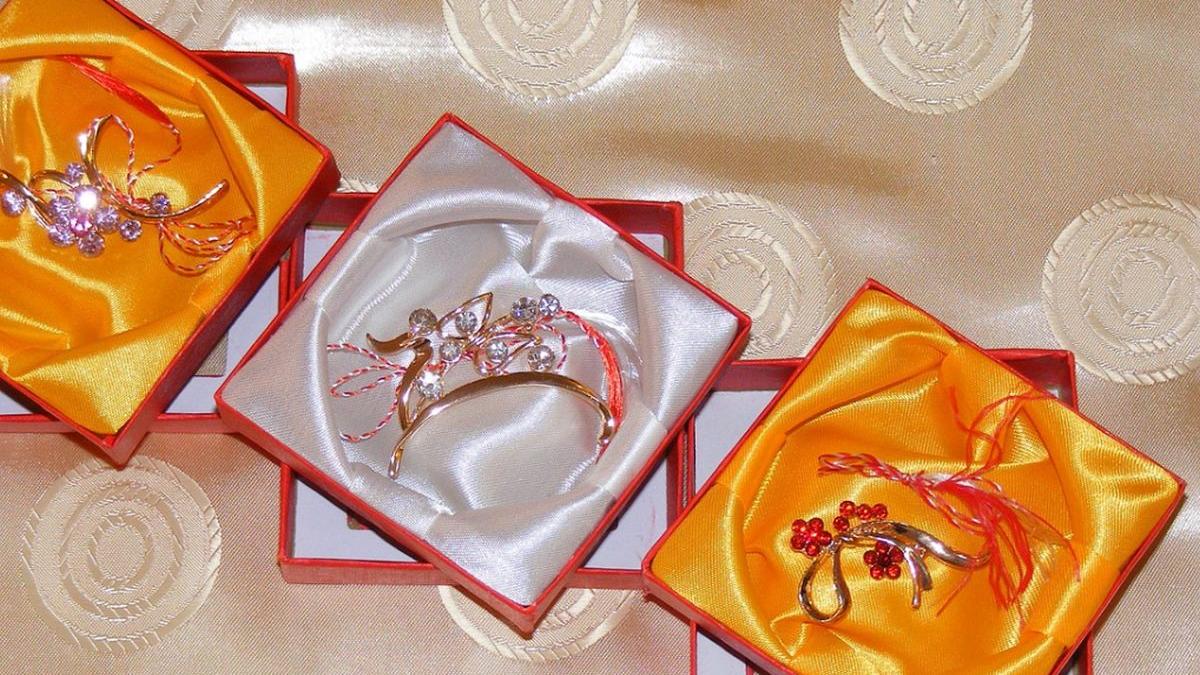 vesti proaste pentru vanzatorii de martisoare nu vor mai putea vinde in aceste locuri decizia