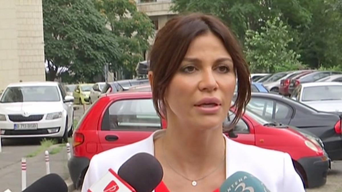 andreea cosma prima reactie dupa clasarea dosarului sau de cinci ani ne luptam cu aceste mizerii