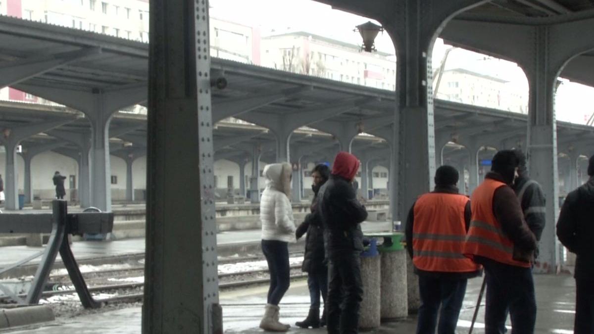 incident grav in gara de nord trenurile blocate din cauza unei avarii