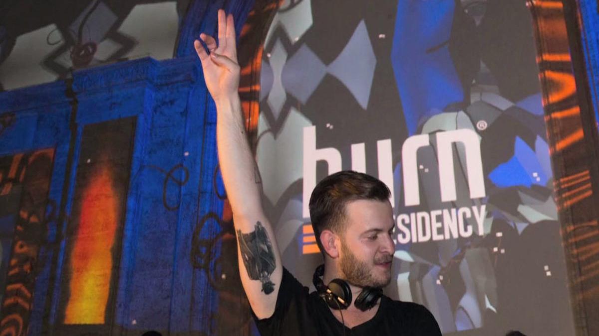 muzica electronica in ambasada romaniei la paris