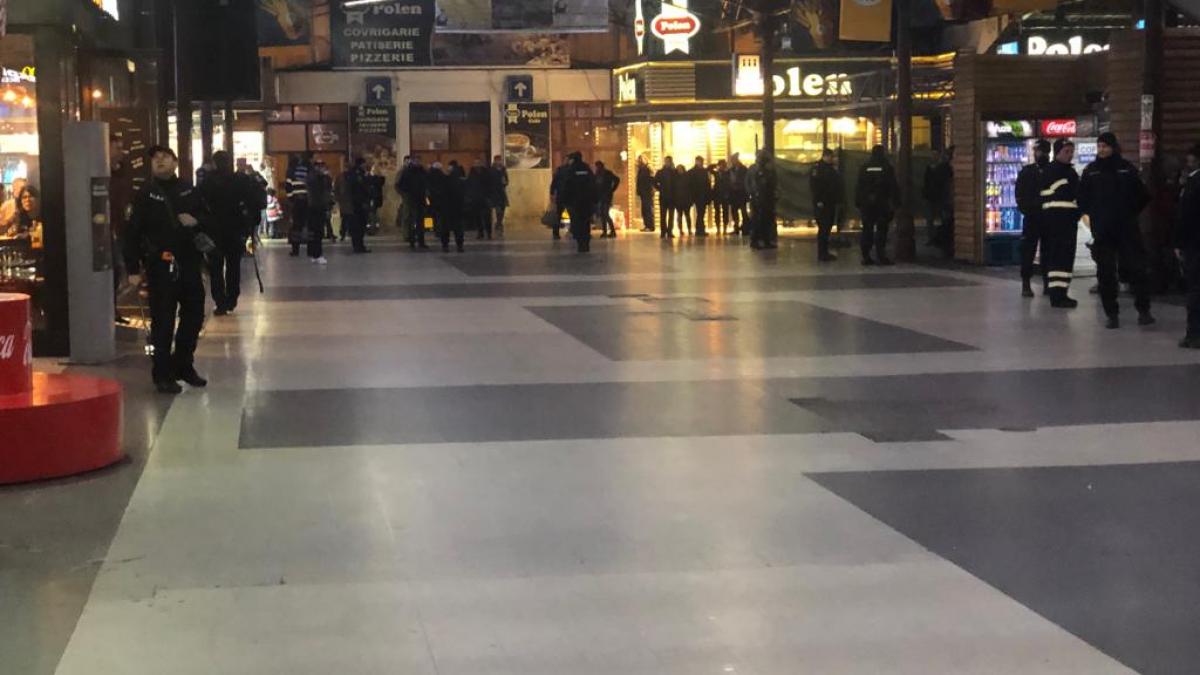amenintare cu gaz sarin la gara de nord si aeroportul otopeni