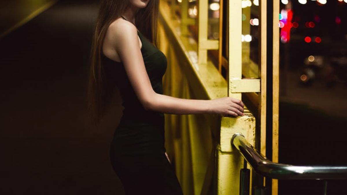 un student din deva a vrut sa aiba parte de o seara fierbinte si s a dus la o prostituata de lux i