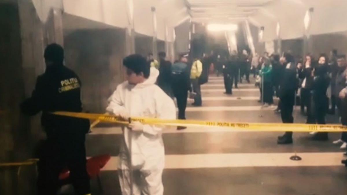persoana lovita de metrou la aparatorii patriei a murit circulatia trenurilor pe m2 afectata
