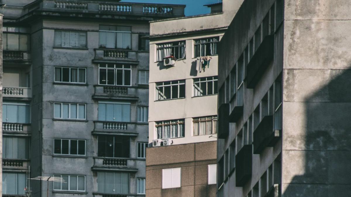 vesti bune pentru romani preturile apartamentelor ar putea scadea in lunile urmatoare