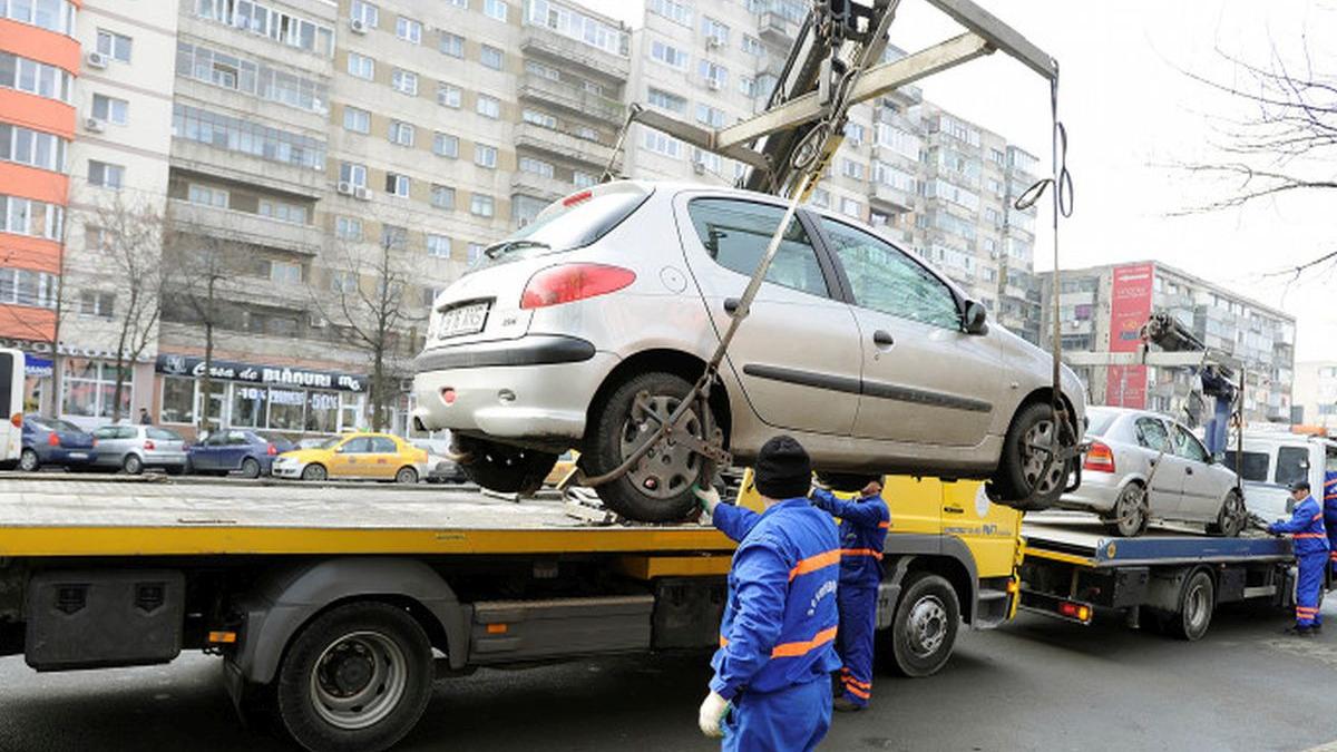 atentie soferi cand vor incepe sa fie ridicate masinile parcate neregulamentar in capitala