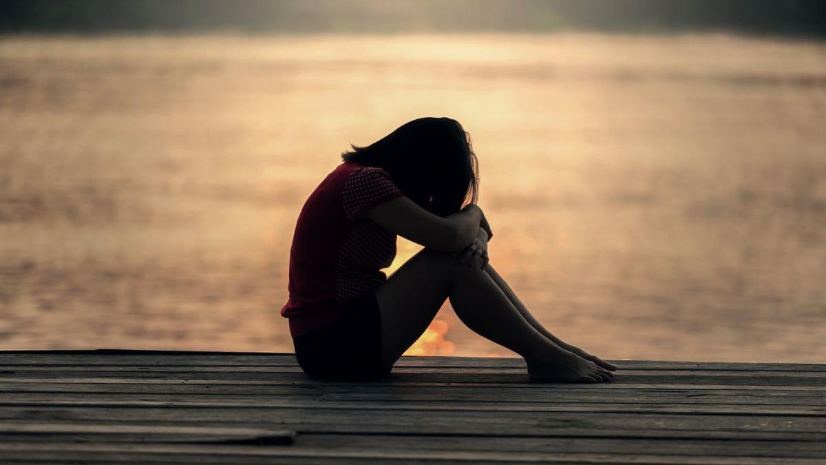 copila de 13 ani a fost amenintata si agresata de vecinul sau un angajat al isu vrancea