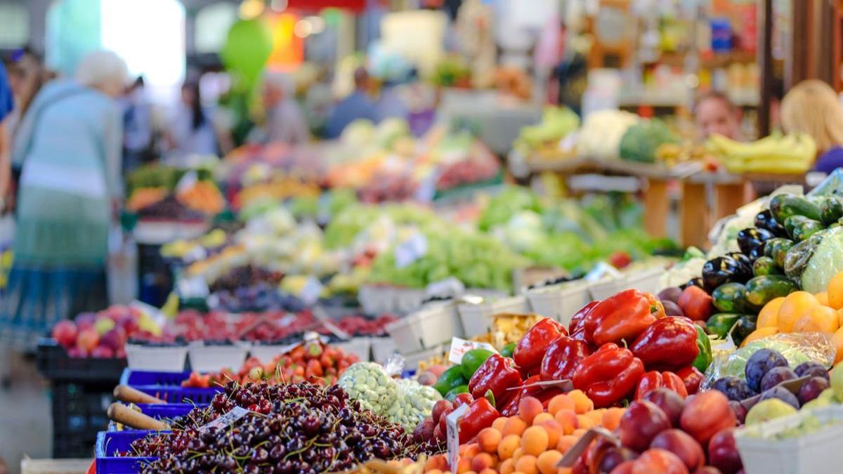 o femeie de 76 de ani s a ales cu dosar penal batrana din constanta a furat mancare de 35 de lei