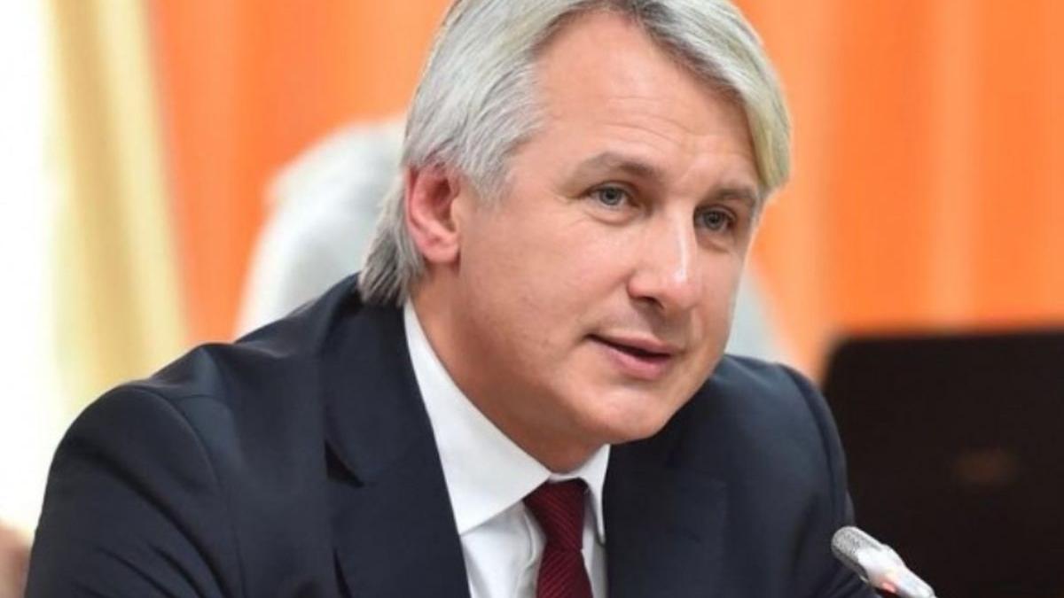TAXA AUTO. Teodorovici, anunț important! Ce va face statul român