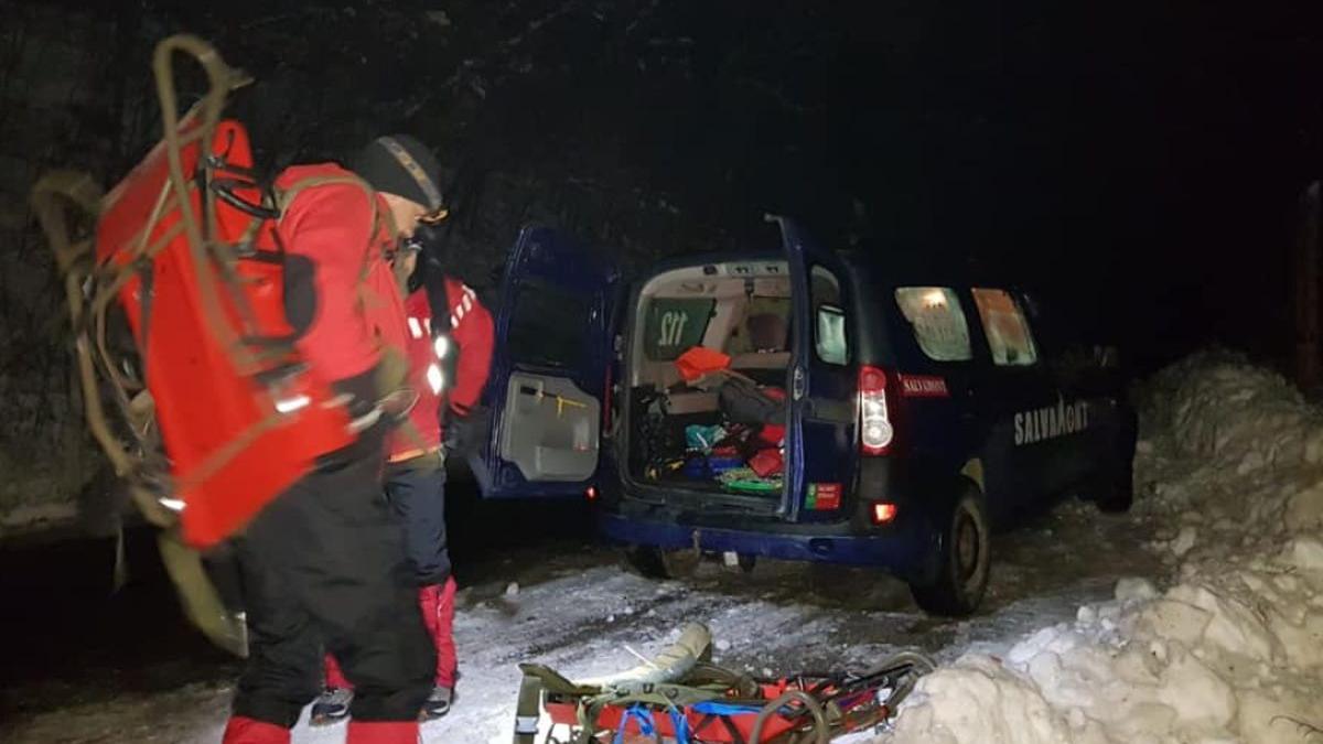 tragedie in masivul calimani mai multe persoane au fost surprinse de o avalansa interventie