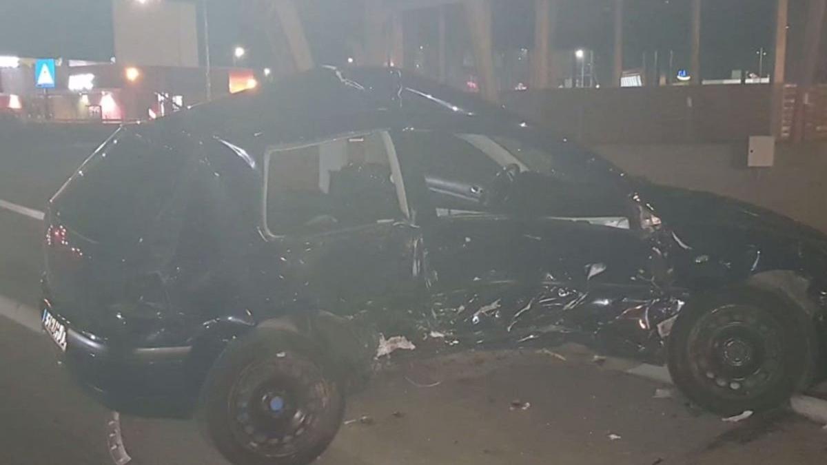 un sofer baut din sibiu a bagat in spital doua tinere una dintre victime este insarcinata