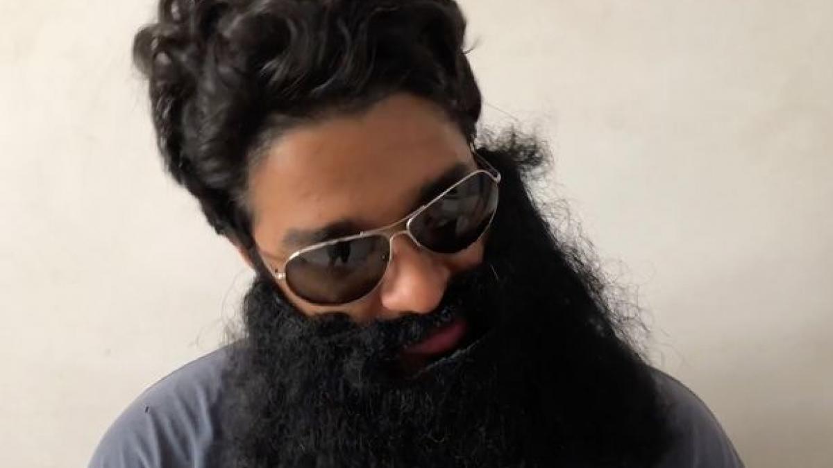 un tanar de 27 de ani a decis sa si dea in judecata parintii motivul este de a dreptul bizar