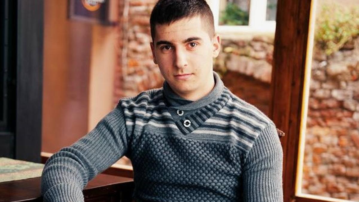 rares e erou dincolo de moarte in drumul lui spre alta lume acest minunat a reusit sa salveze cinci