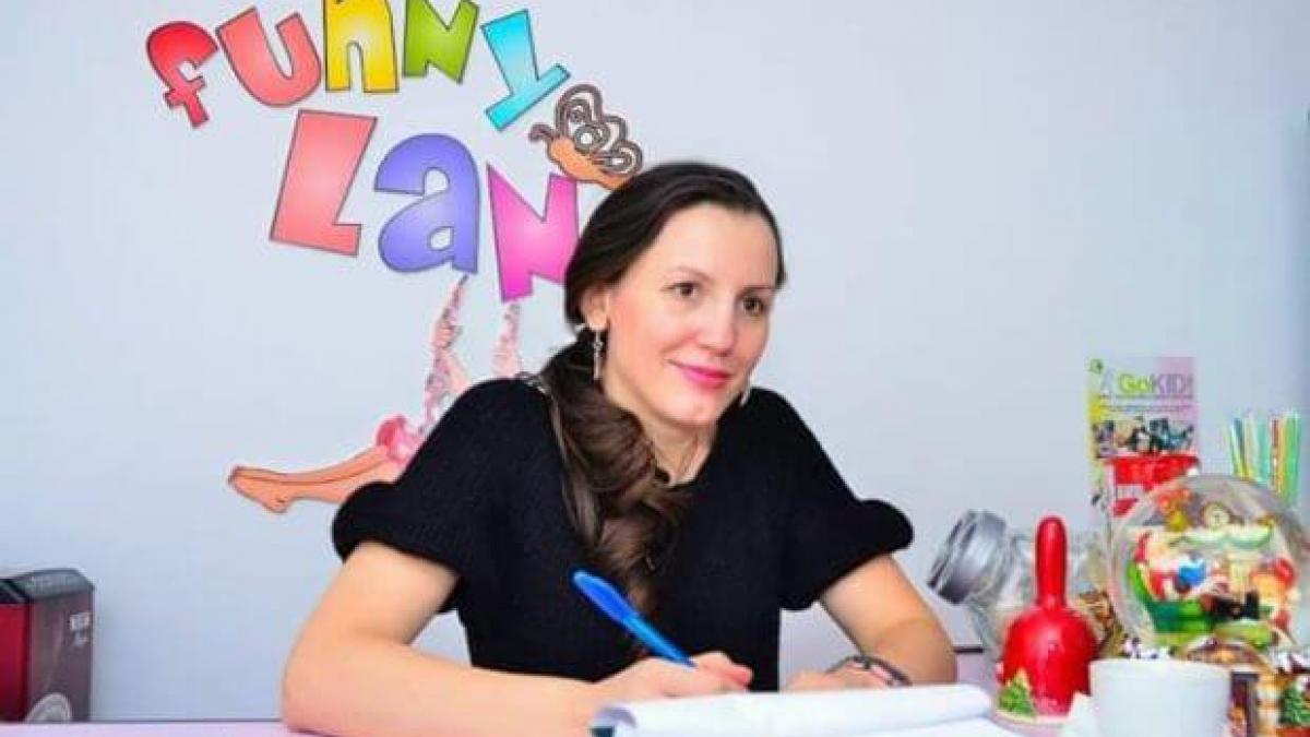 nicoleta s a cuplat cu marius la banchetul din clasa a xii a in vaslui s au iubit mult timp de 20