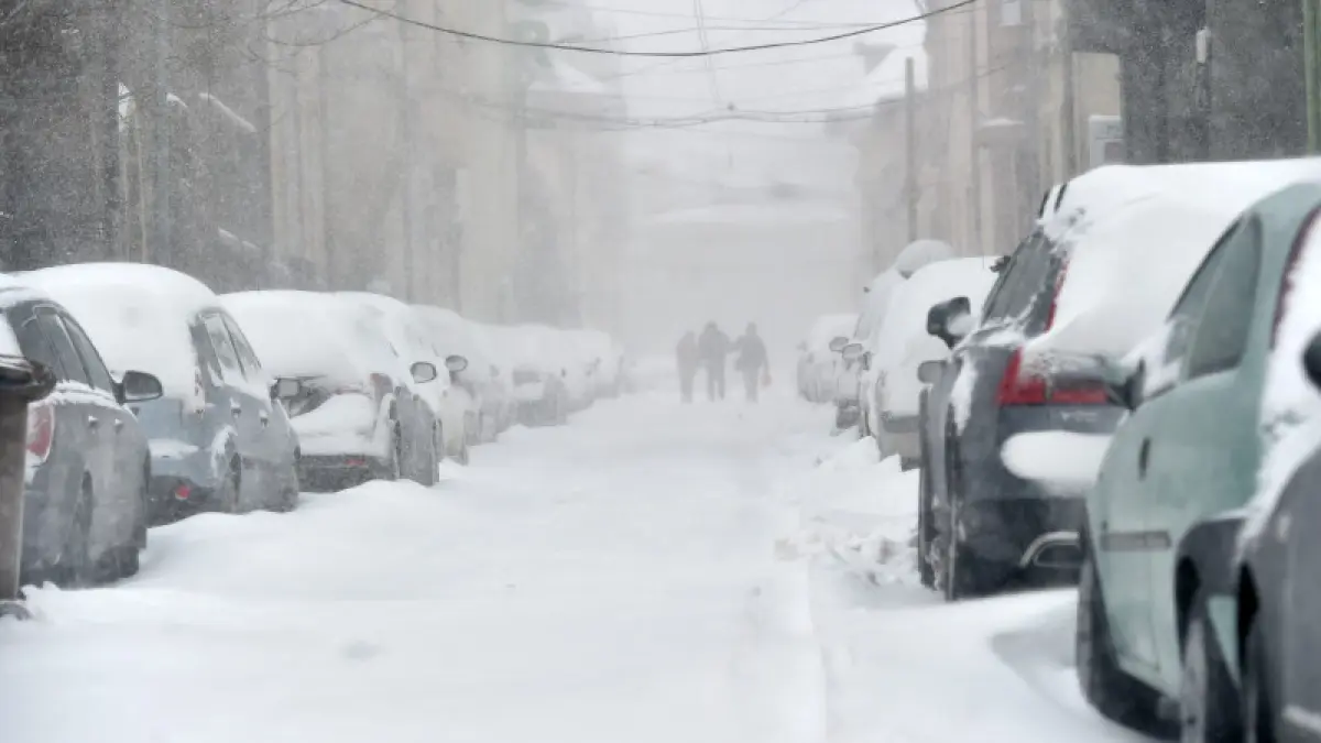 vremea vesti proaste de la meteorologi iarna se intoarce cu ninsori si lapovita