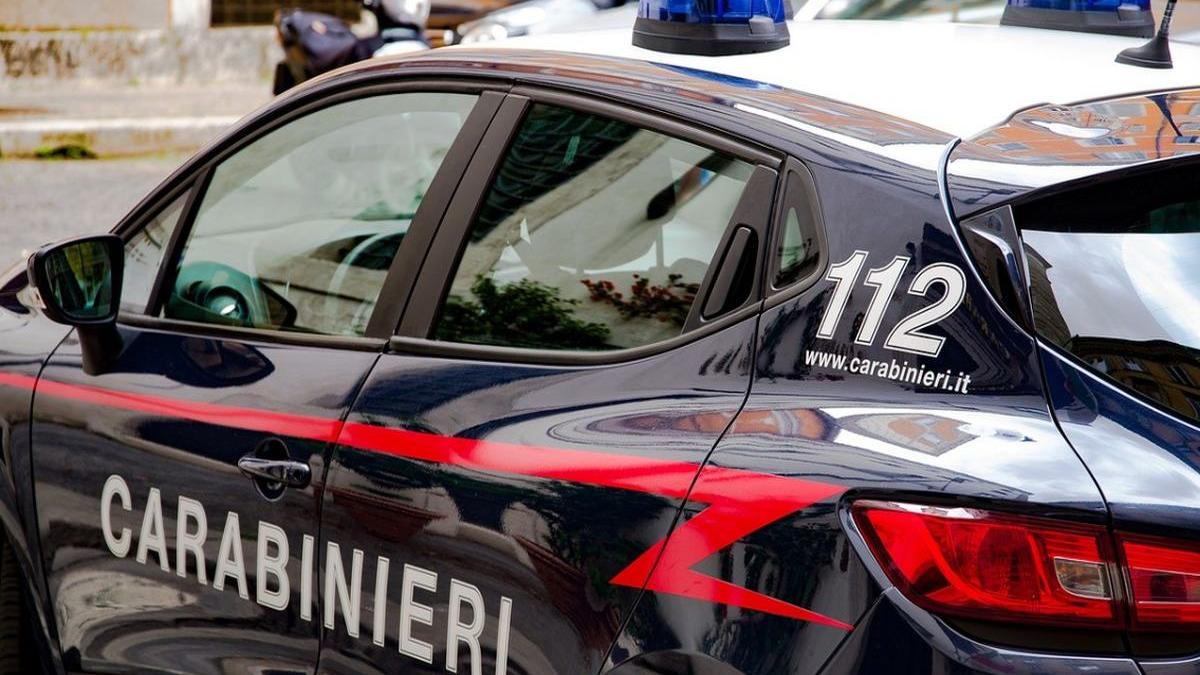 condamnare record pentru doi romani din italia care au furat o cartela de 10 euro