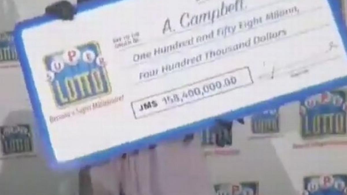 loto a castigat o avere la loterie dar cand s a dus sa isi ridice premiul toti au crezut ca sunt