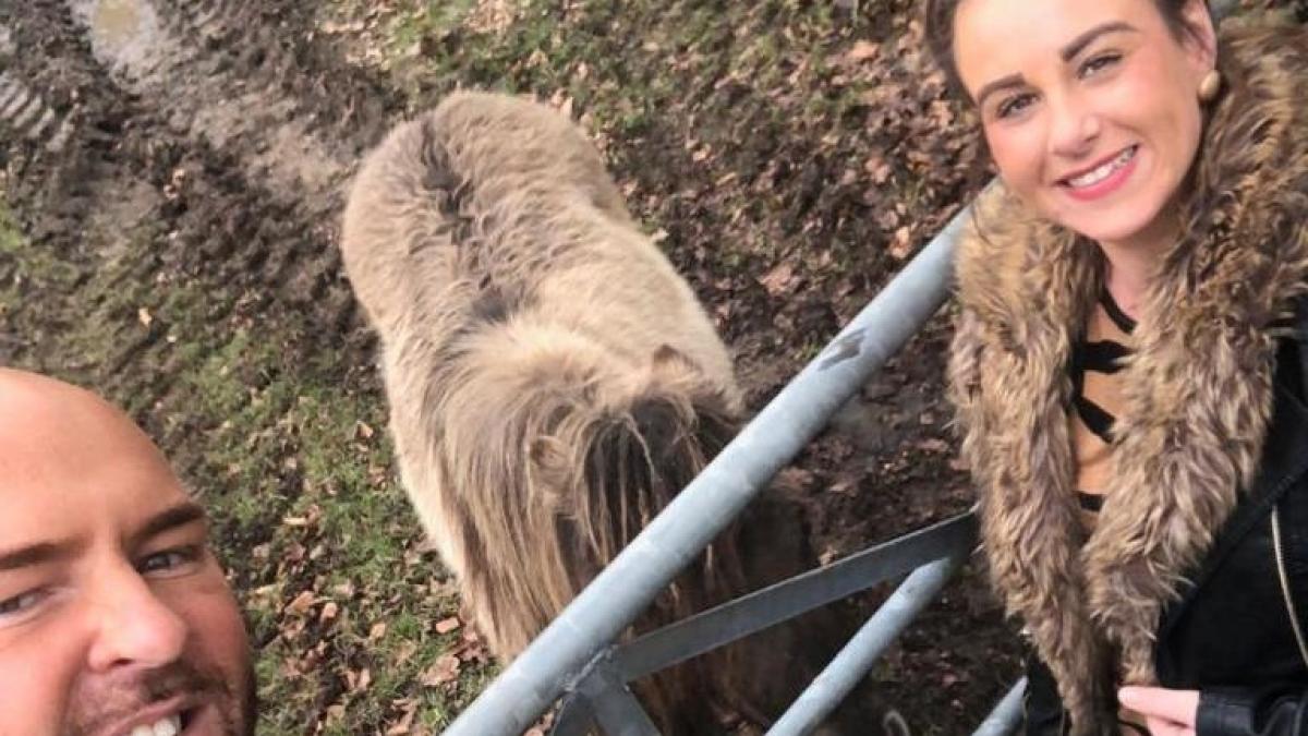 a facut un selfie cu fiica lui cateva ore mai tarziu tanara se stingea din viata am luat micul