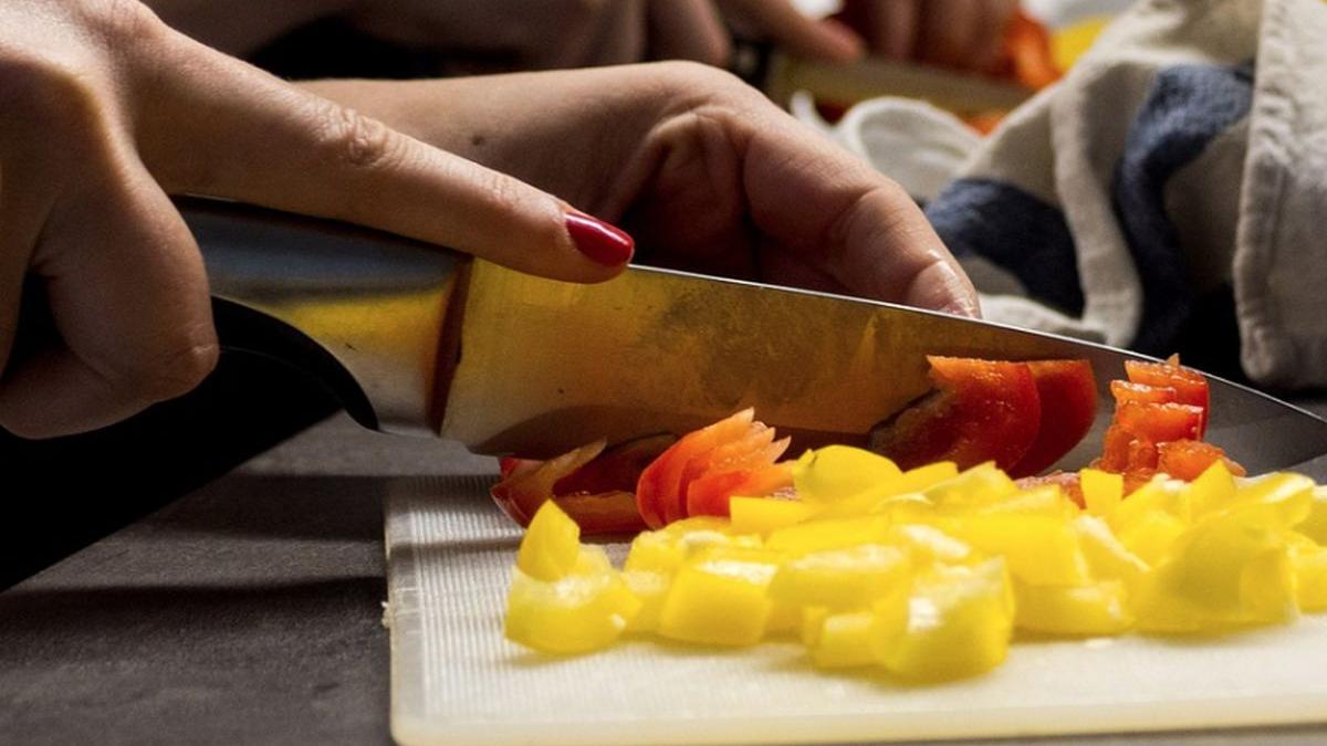 a mers sa si vada copilul dar sotia lui era intr o criza de isterie barbatul a ajuns in stare grava