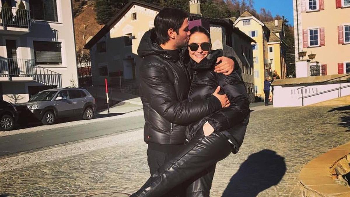 cum a vrut cristi chivu sa o cucereasca pe adelina i a dat un card pentru cumparaturi iar raspunsul