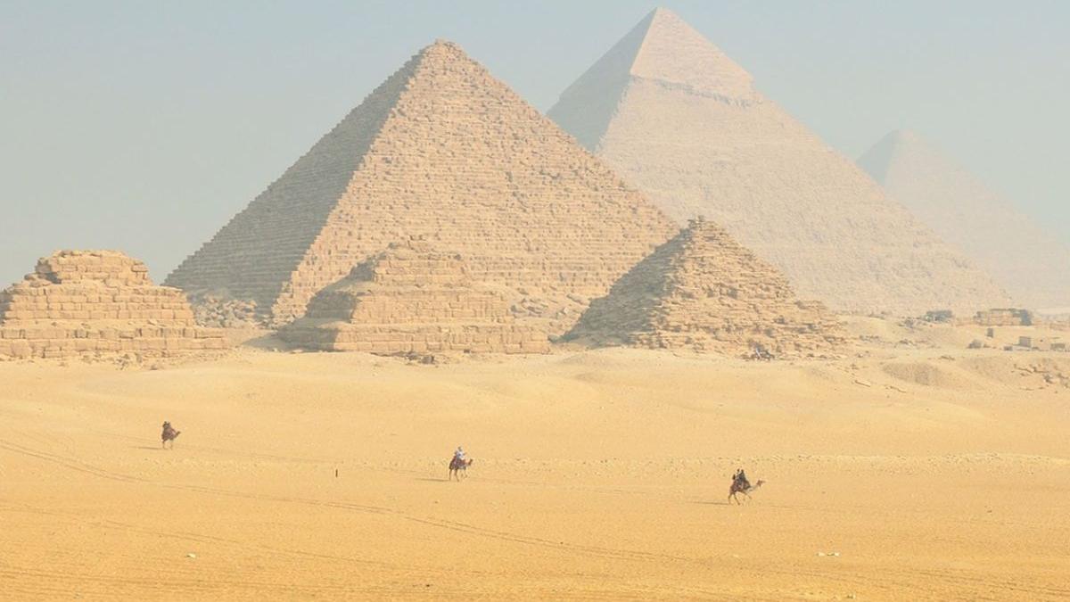 descoperire uimitoare la baza unei piramide de acum 4 600 de ani ce au gasit arheologii
