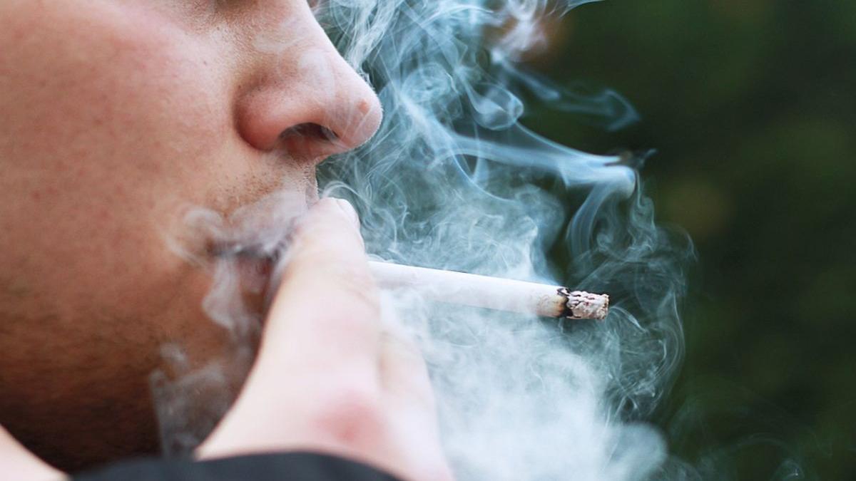 politistii au verificat cum se respecta legislatia antifumat in baruri si cafenele din centrul