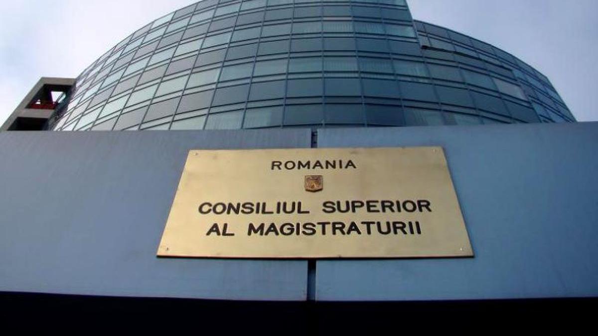 Discuții aprinse în CSM pe tema întâlnirii cu Viorica Dăncilă