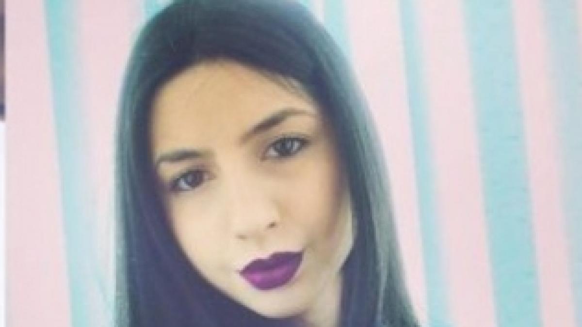 clipe de cosmar la buzau valentina nica tanara incendiata de iubit a fost condusa pe ultimul drum