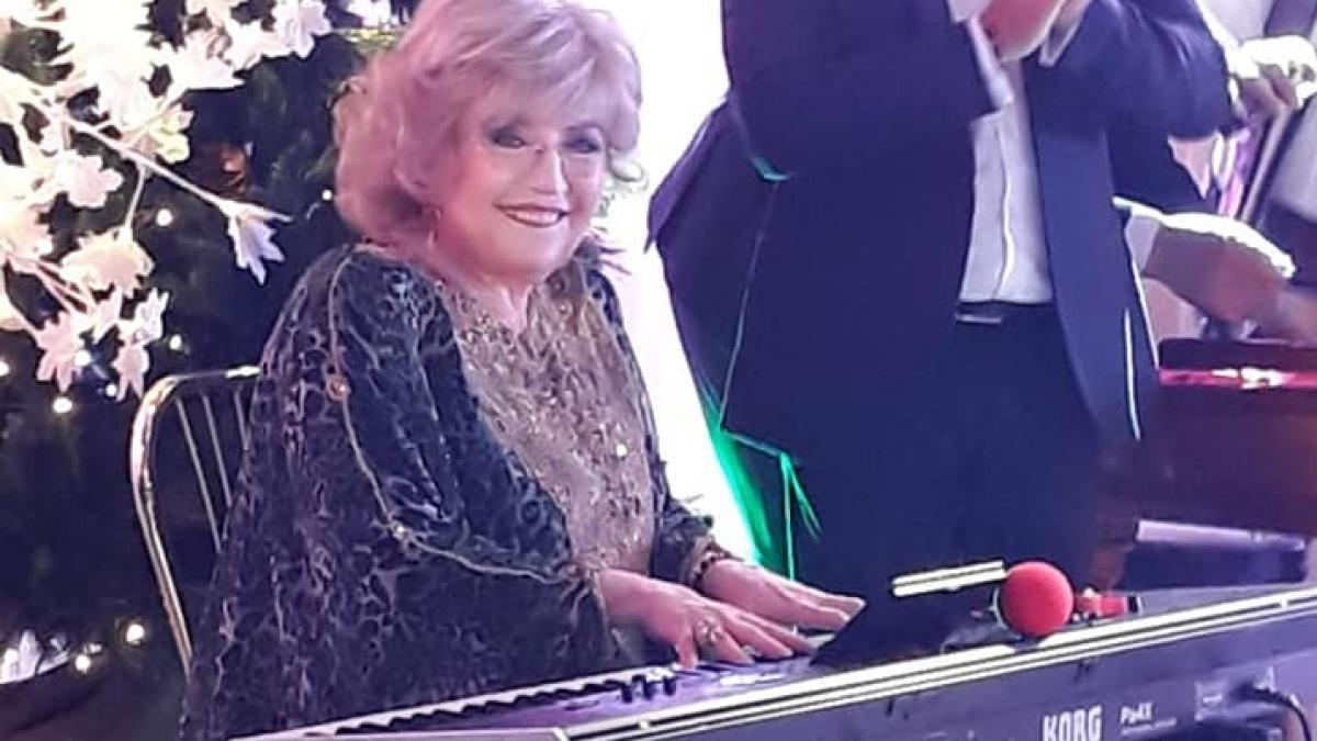 cum a fost surprinsa corina chiriac in timpul unui concert la sala palatului am modificat textul iar